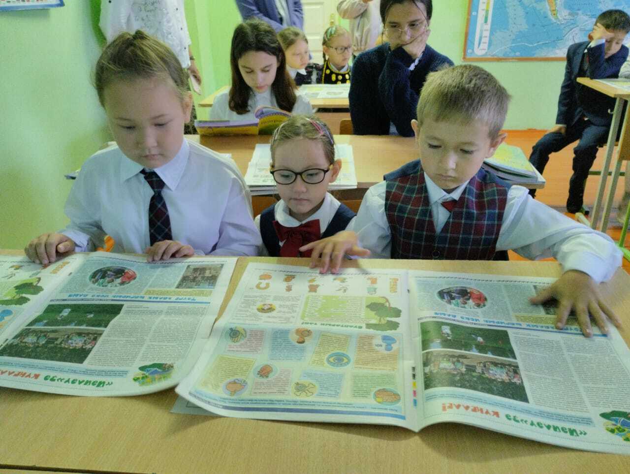 Тоғро дуҫтарыбыҙ янында