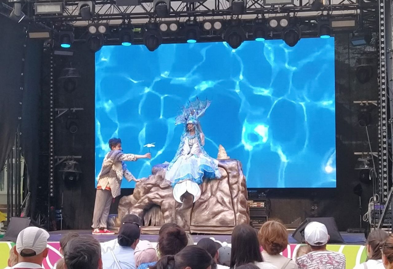 Фильм-әкиәт тә ҡараныҡ.