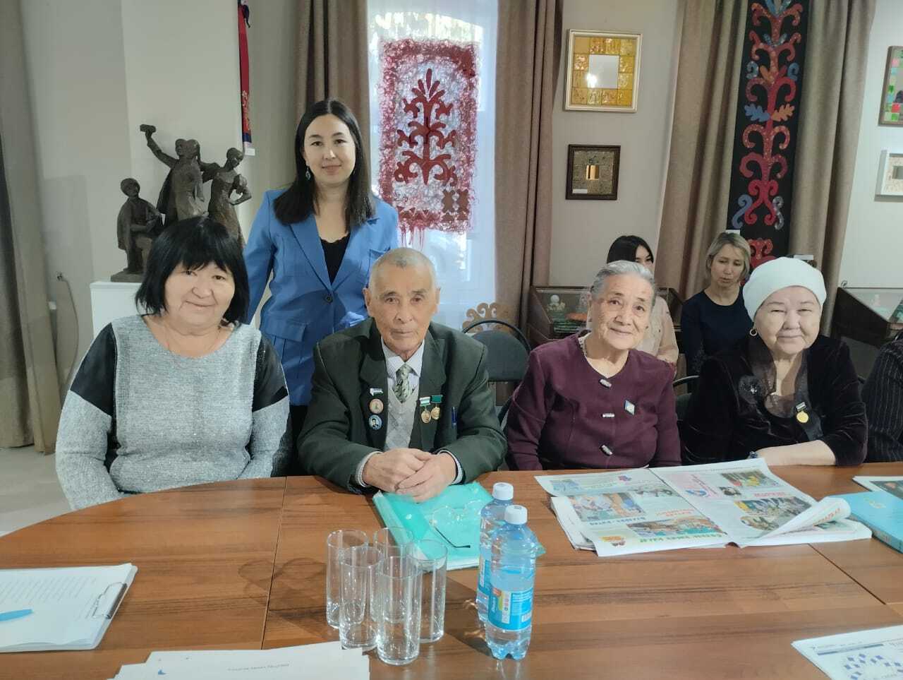 Рәүеф Насыровты иҫкә алып