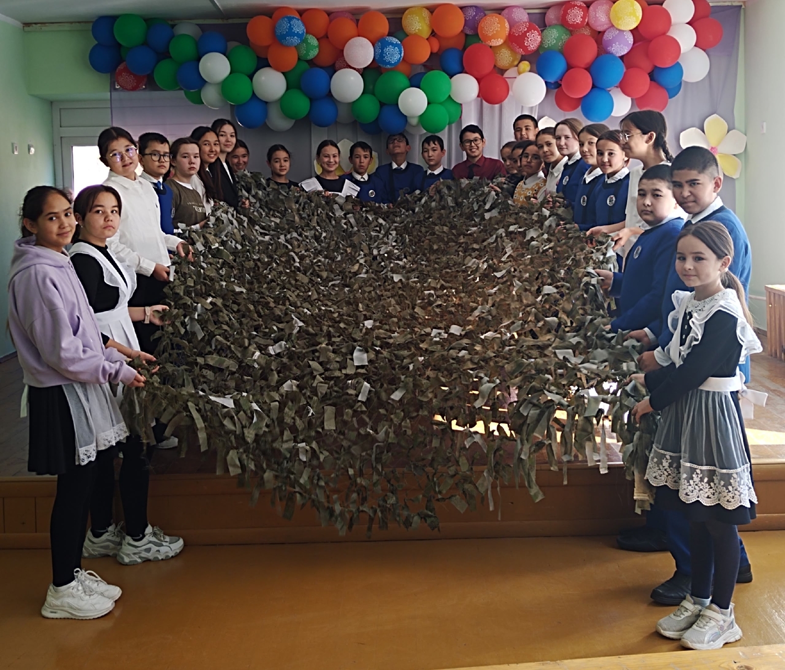 Байназарҙар  яугирҙарға   маскировка селтәрҙәре үргән