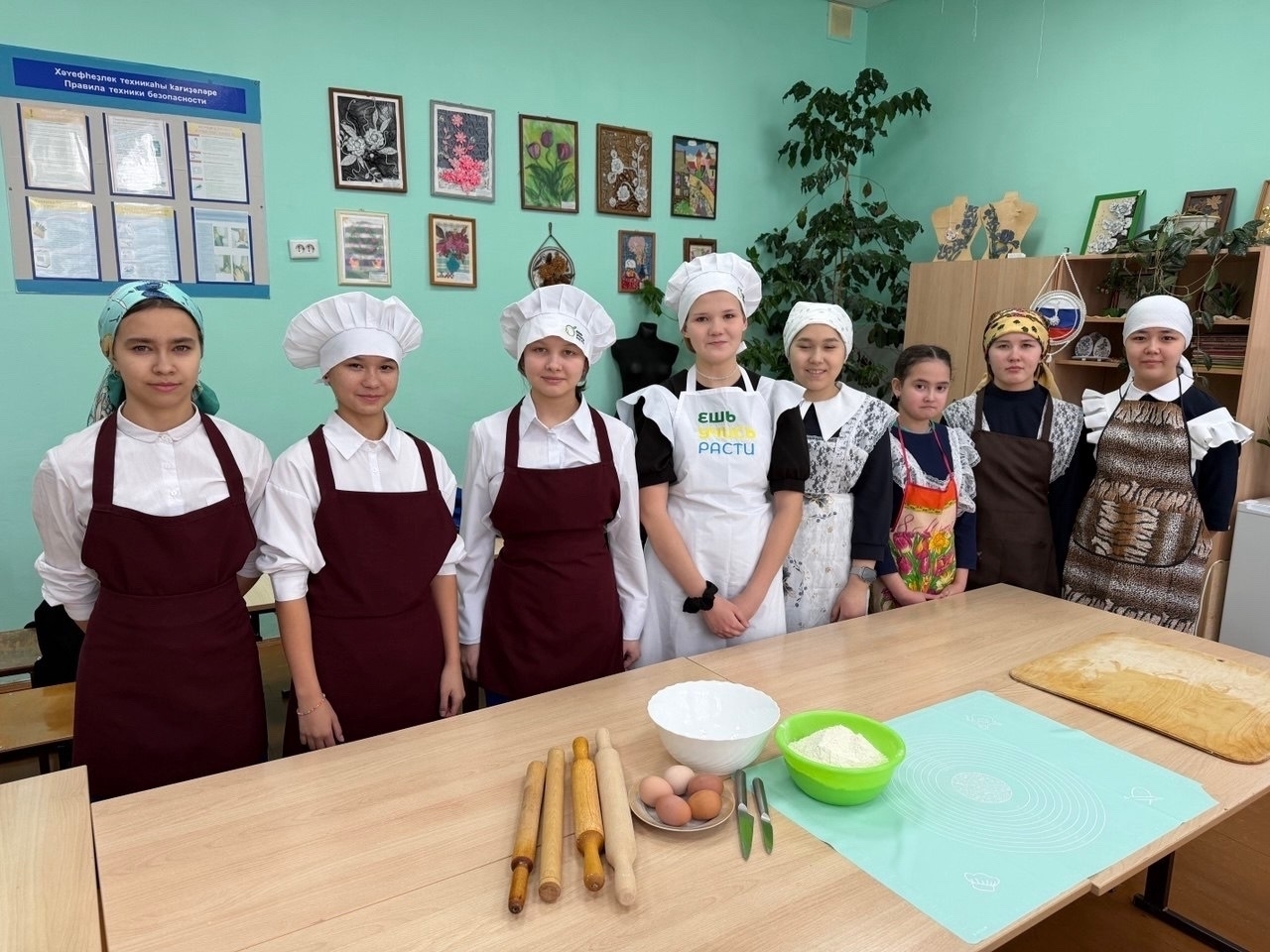 Туҡмас киҫергә өйрәнделәр