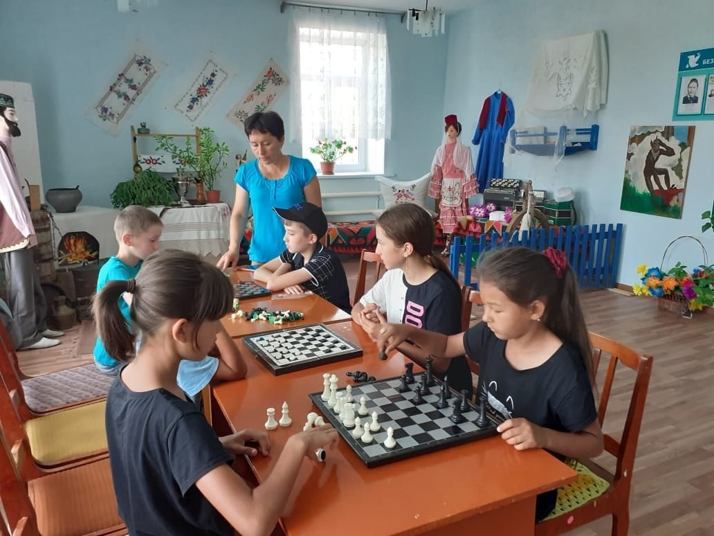 Түбәнге Әүрездә – шахмат-шашка турниры