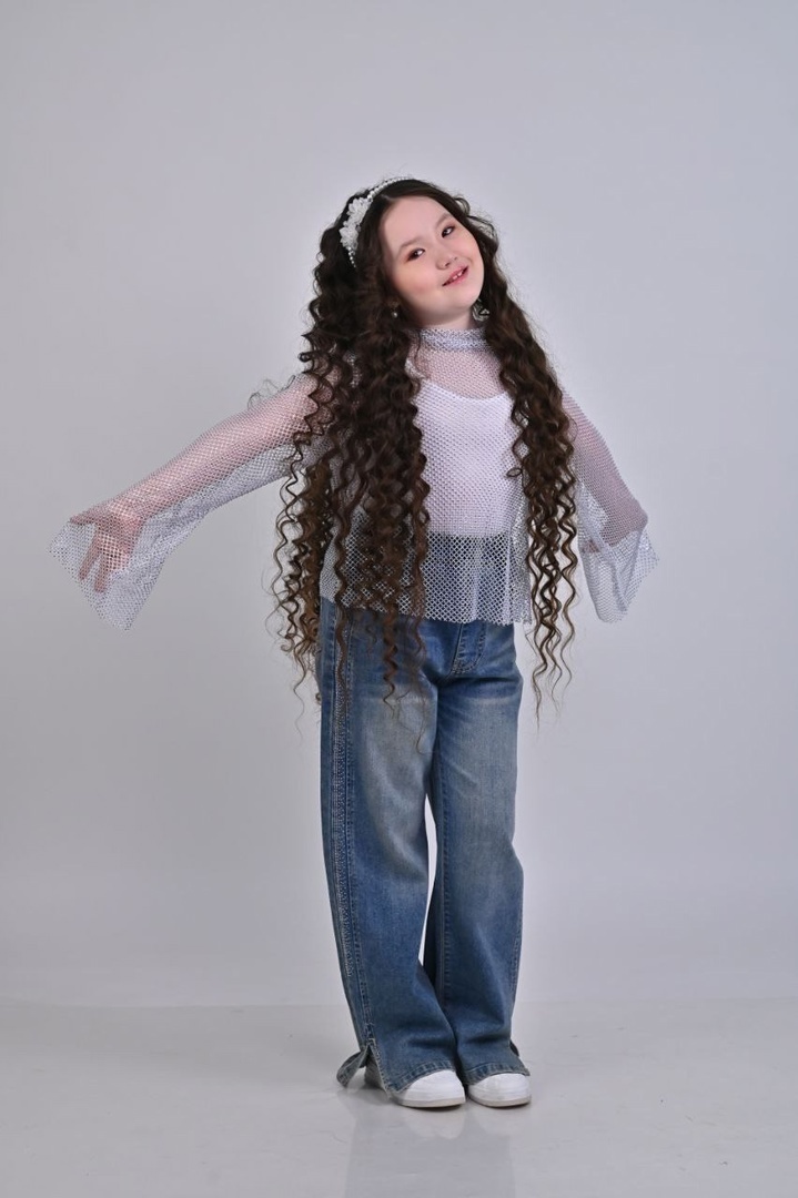 Милләтебеҙ йөҙө бул, Азалина!