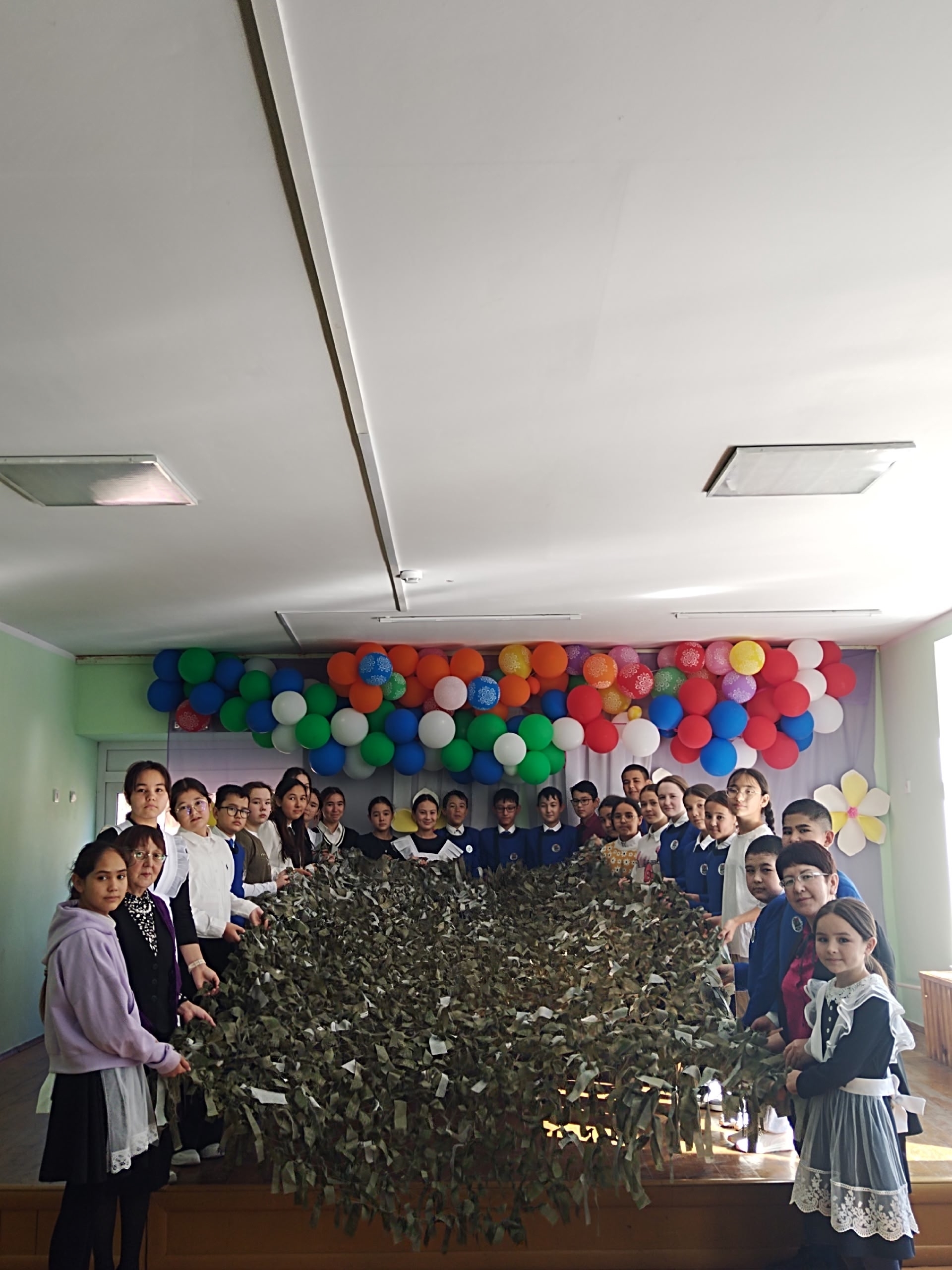 Байназарҙар  яугирҙарға   маскировка селтәрҙәре үргән