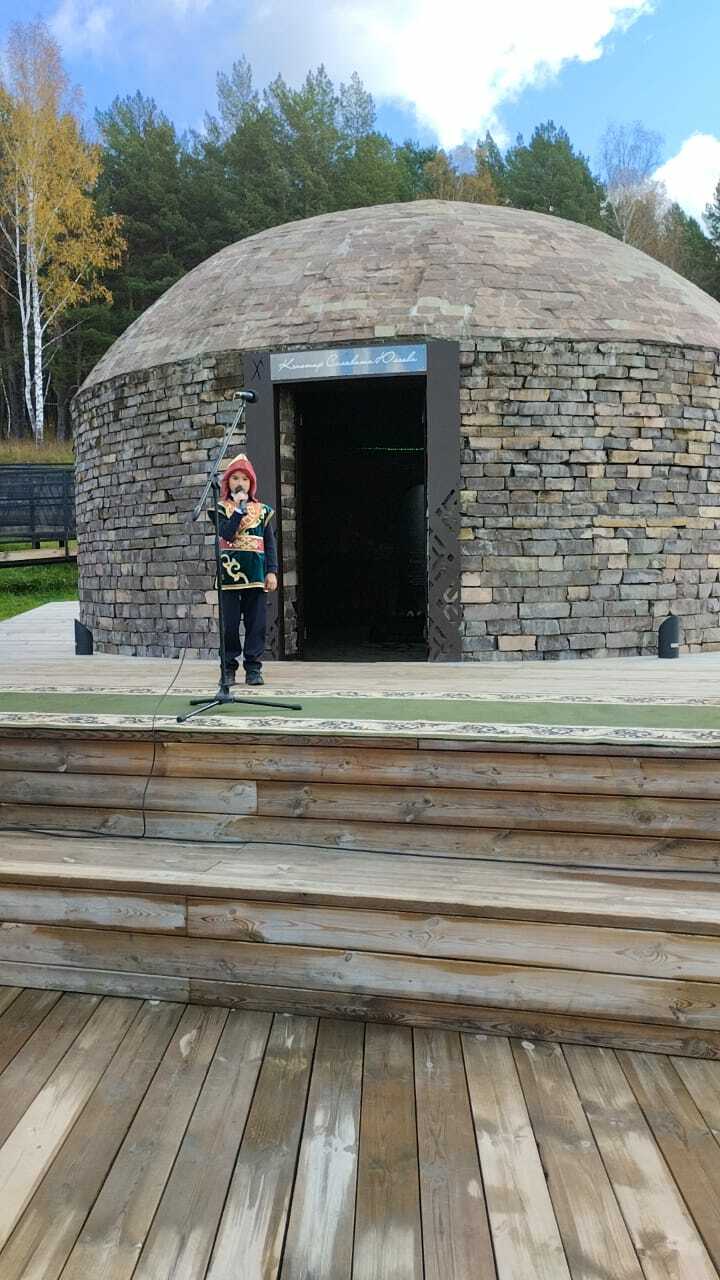 Тыуған яғына ҡайтҡандай булды