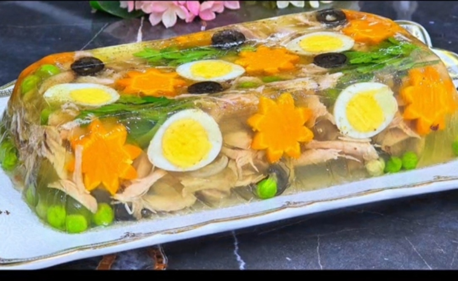 Тауыҡ итенән тәмлекәс