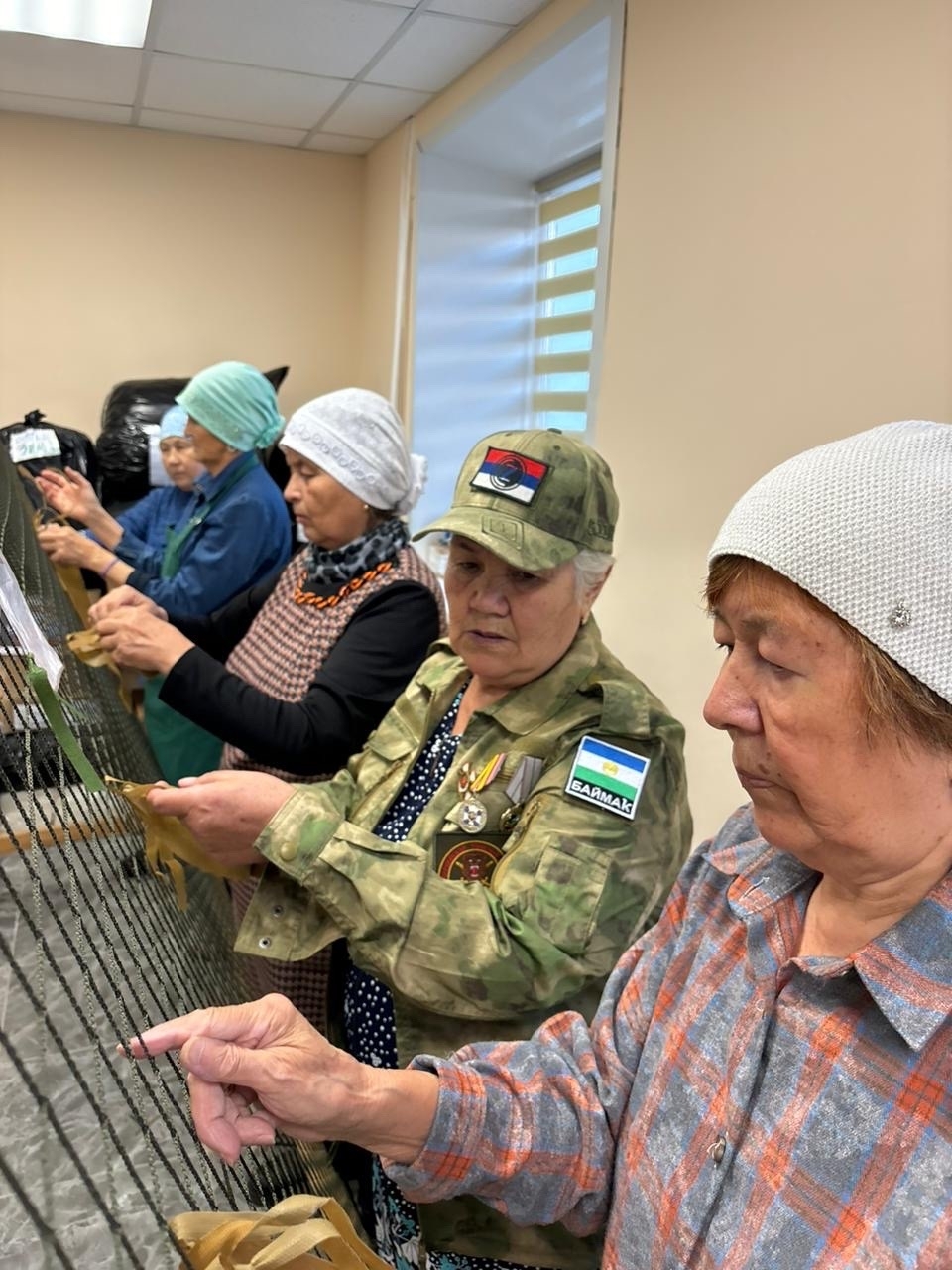 Сәрүәр Сәлимйән ҡыҙы яугирҙарға һаҡселтәрҙәре үрешә