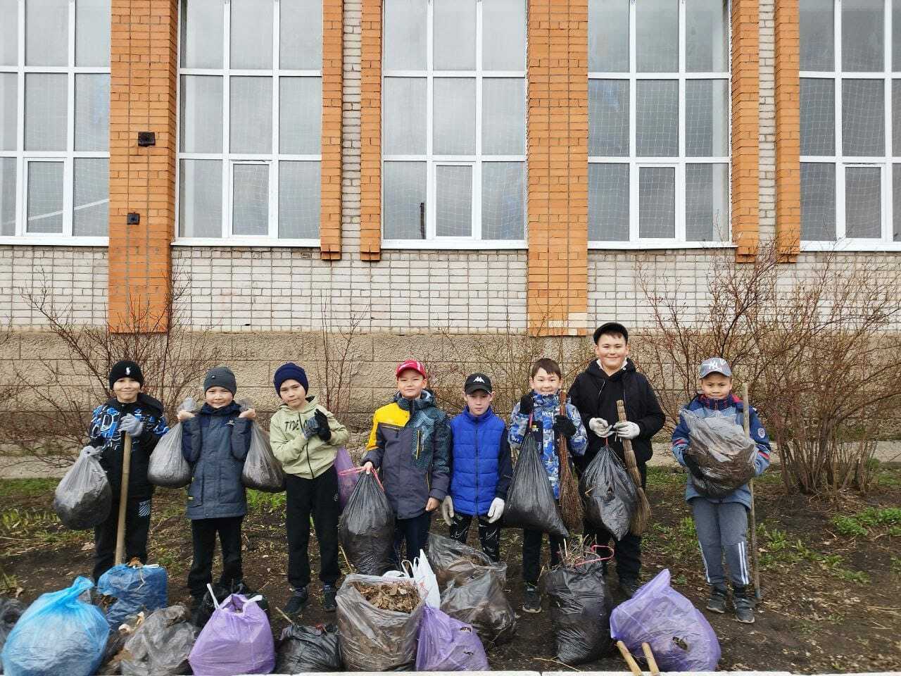 Тирә-яҡ матурайып ҡалды