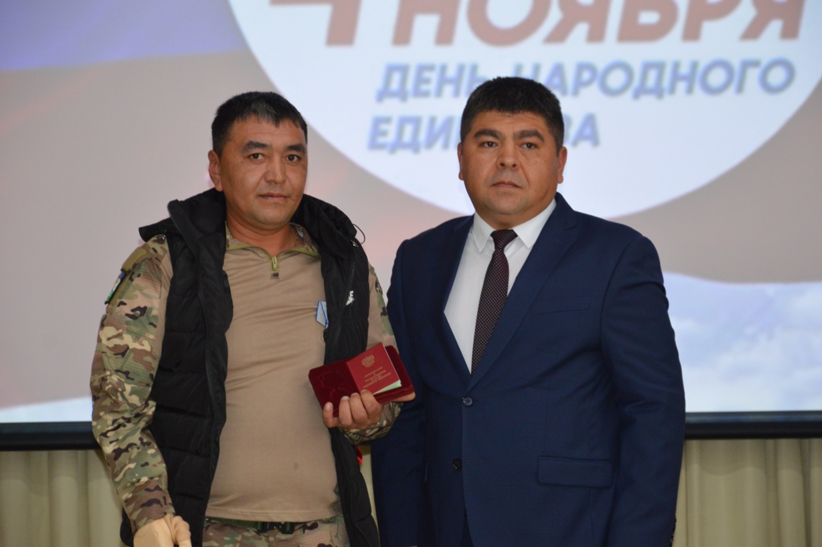 Хәйбулла батырҙарына дан!