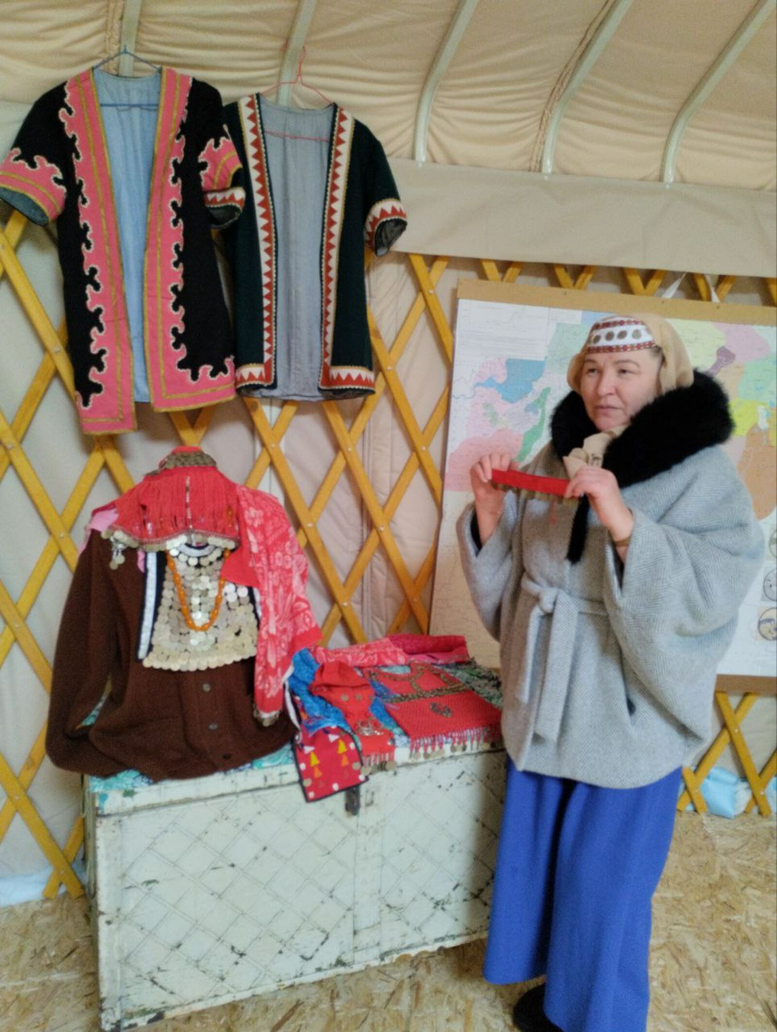 Тирмә-музейҙа ҡунаҡта