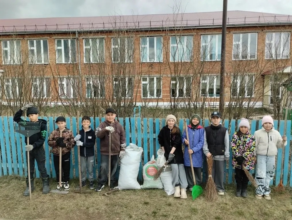 Аҡморондар өмәгә сыҡҡан