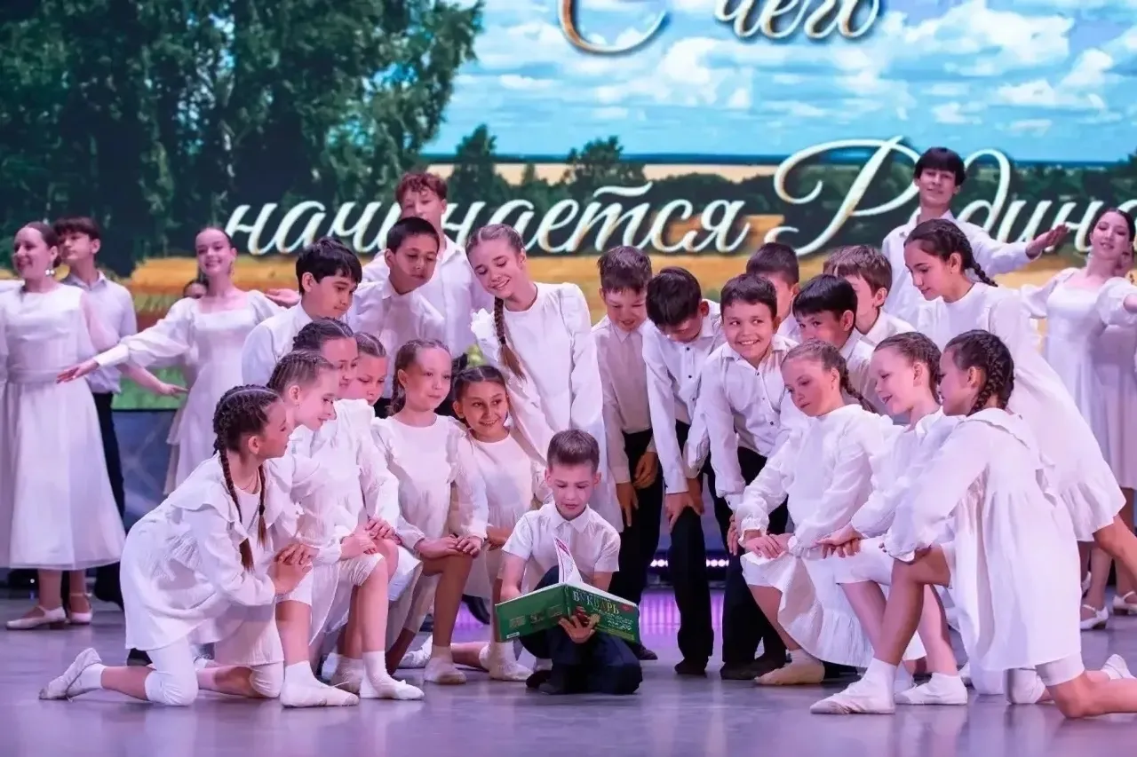 «Шатлыҡ» тамашасыларын ҡыуандырҙы