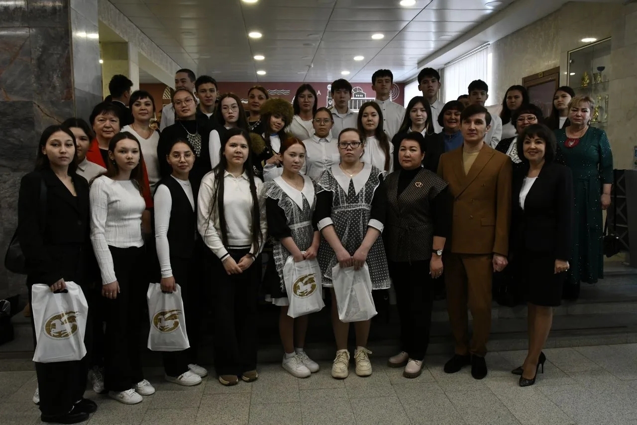 «Күңелдәрҙе беҙҙең туған иткән,  Милләт иткән телем башҡортто»