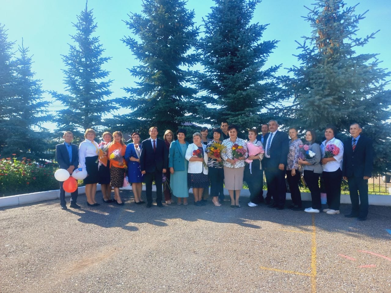 Бер быуатлыҡ тарихы бар