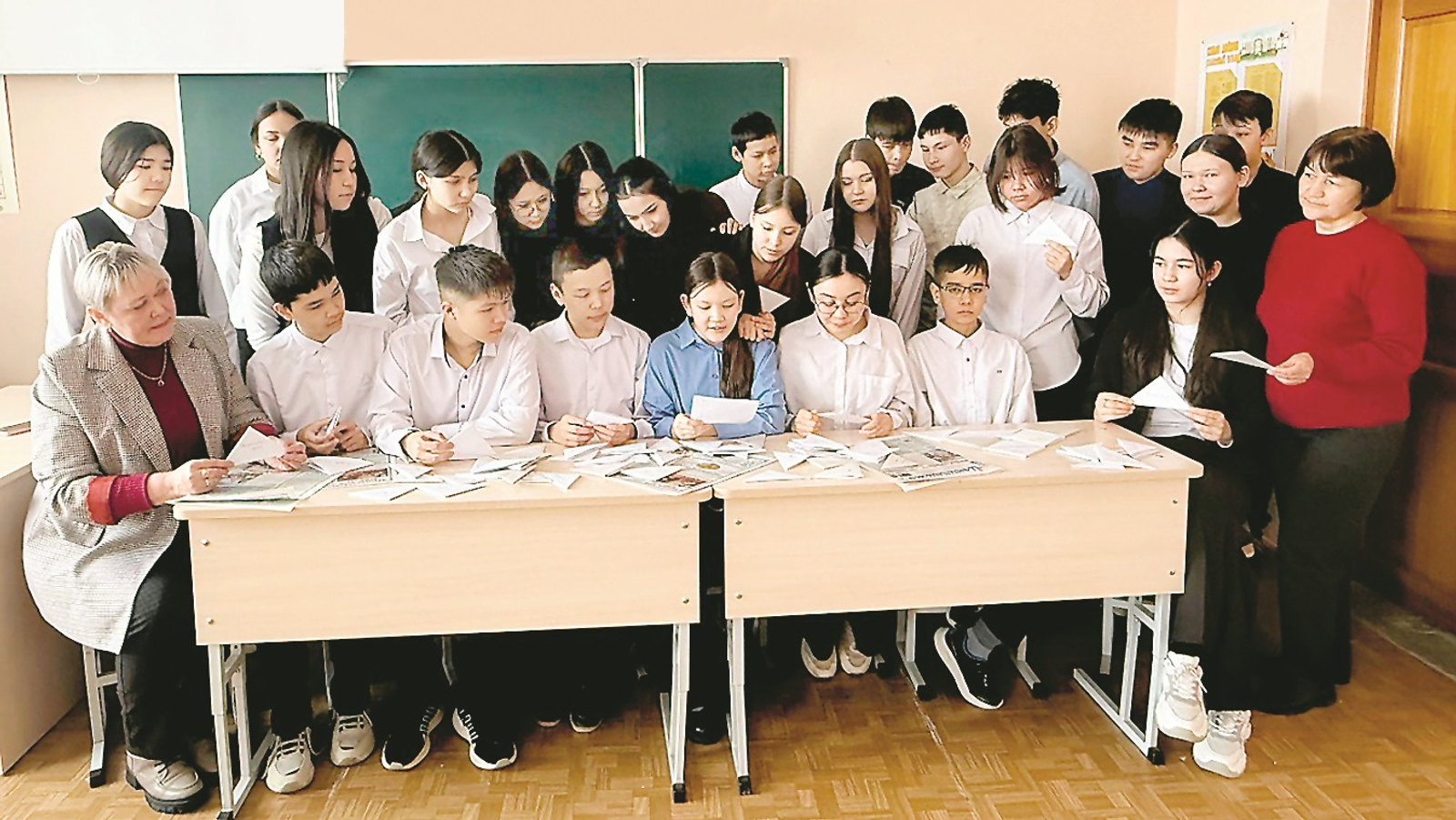 Һалдаттарға бергәләп хат яҙҙыҡ