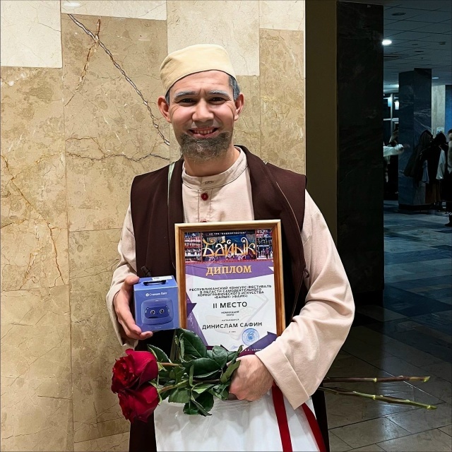 "Бала саҡтан сәнғәткә ынтылдым"