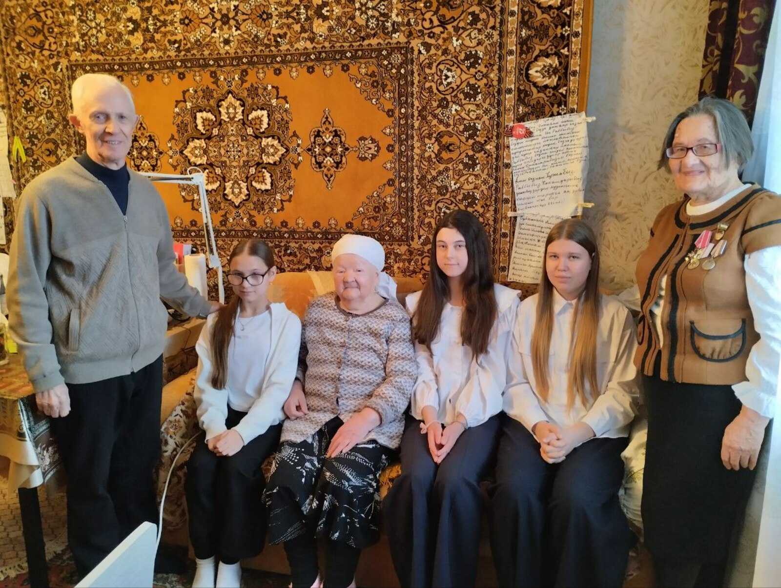 “Ҡар иретеп эсә инек”