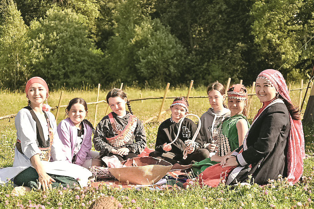 «Аталыҡ» сыныҡтыра, тәрбиәләй