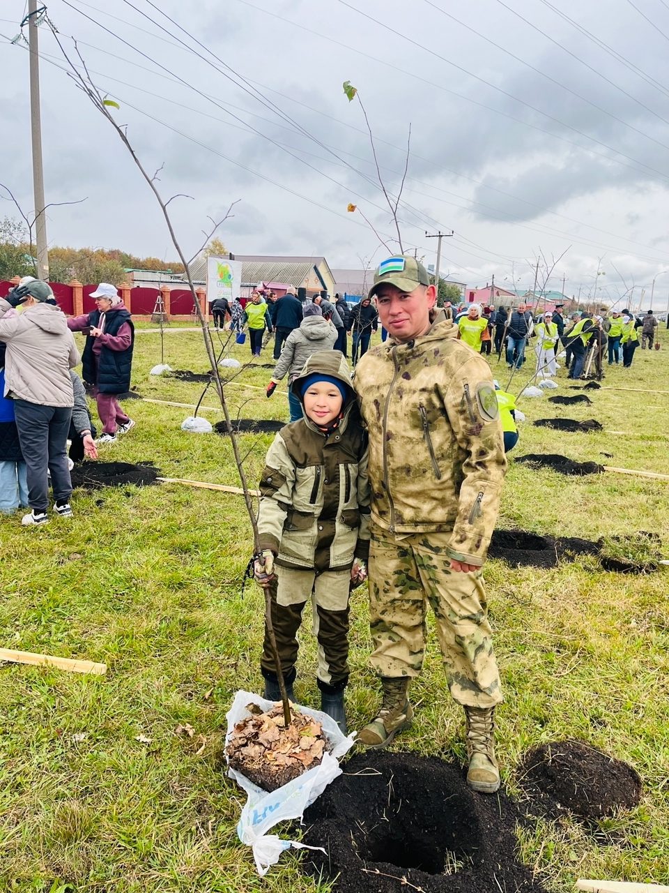 Йүкә ағасы ултырттыҡ