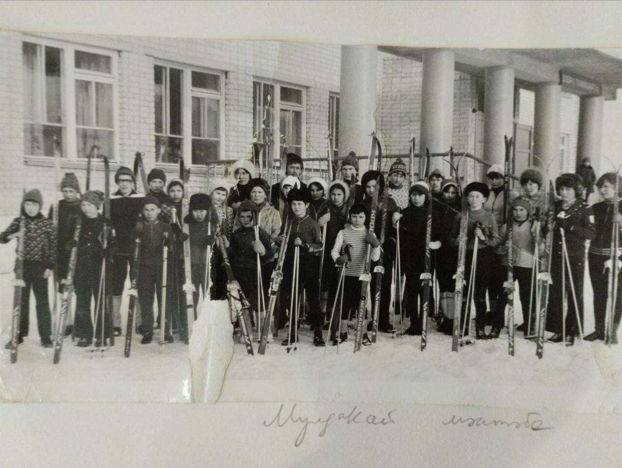 Ә бөгөн - беҙҙең тыуған көнөбөҙ!