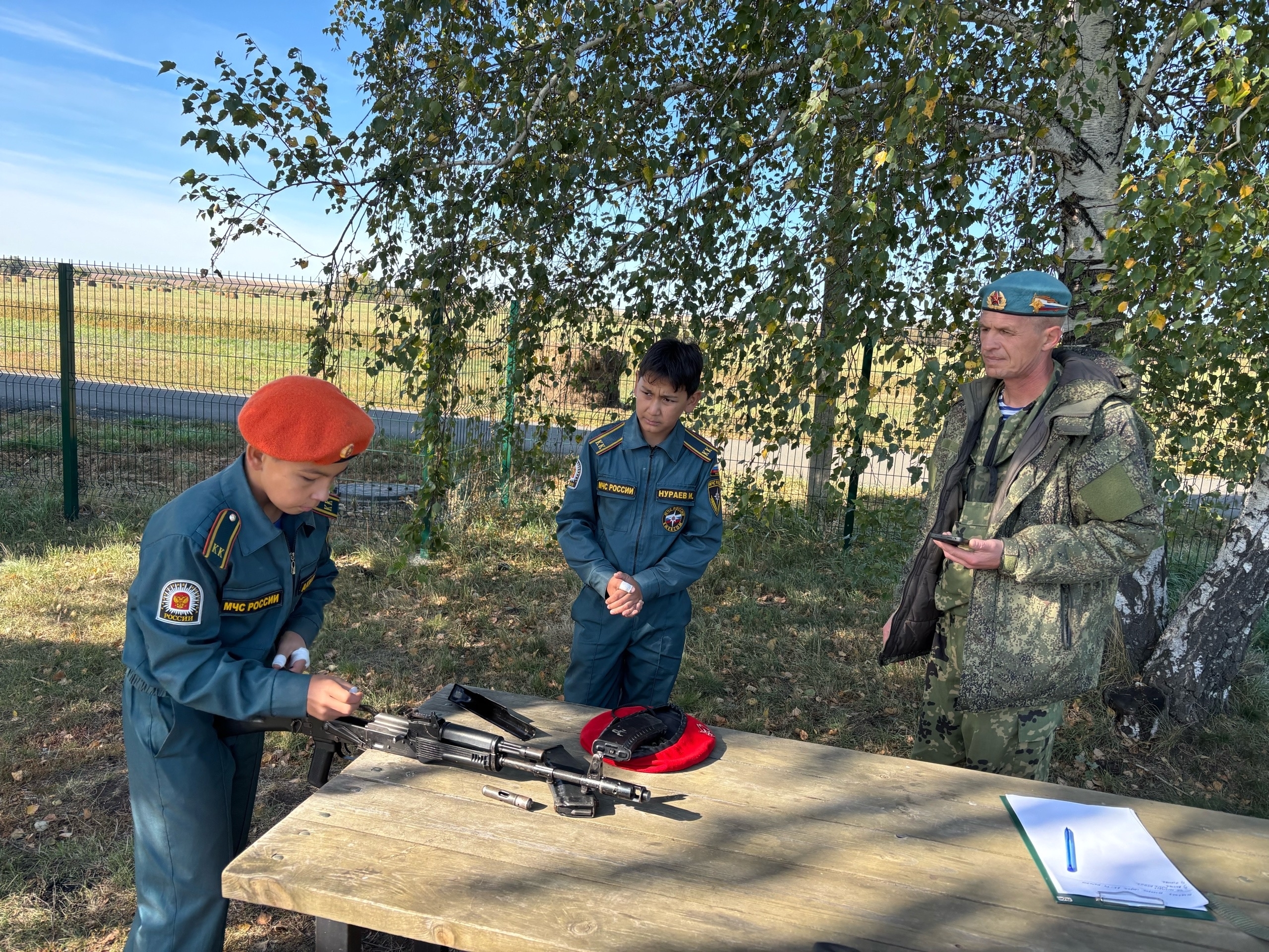 Йәш армеецтар слеты