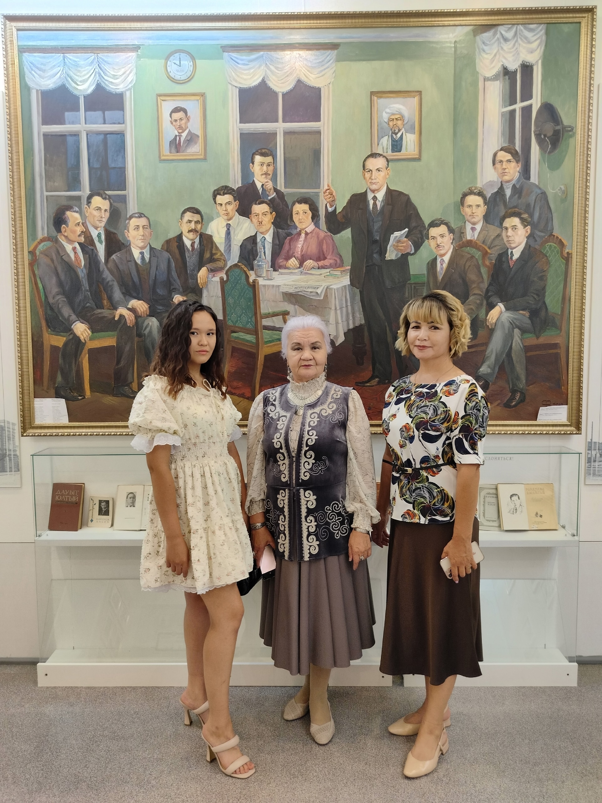 Тәүге халыҡ шағирын иҫкә алып