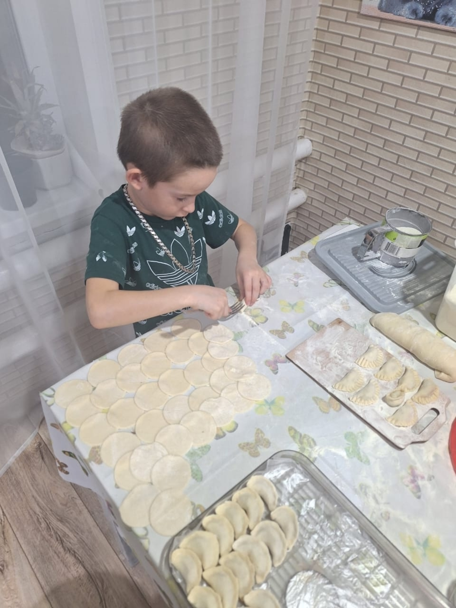 Елизар әсәһенә ярҙамлаша