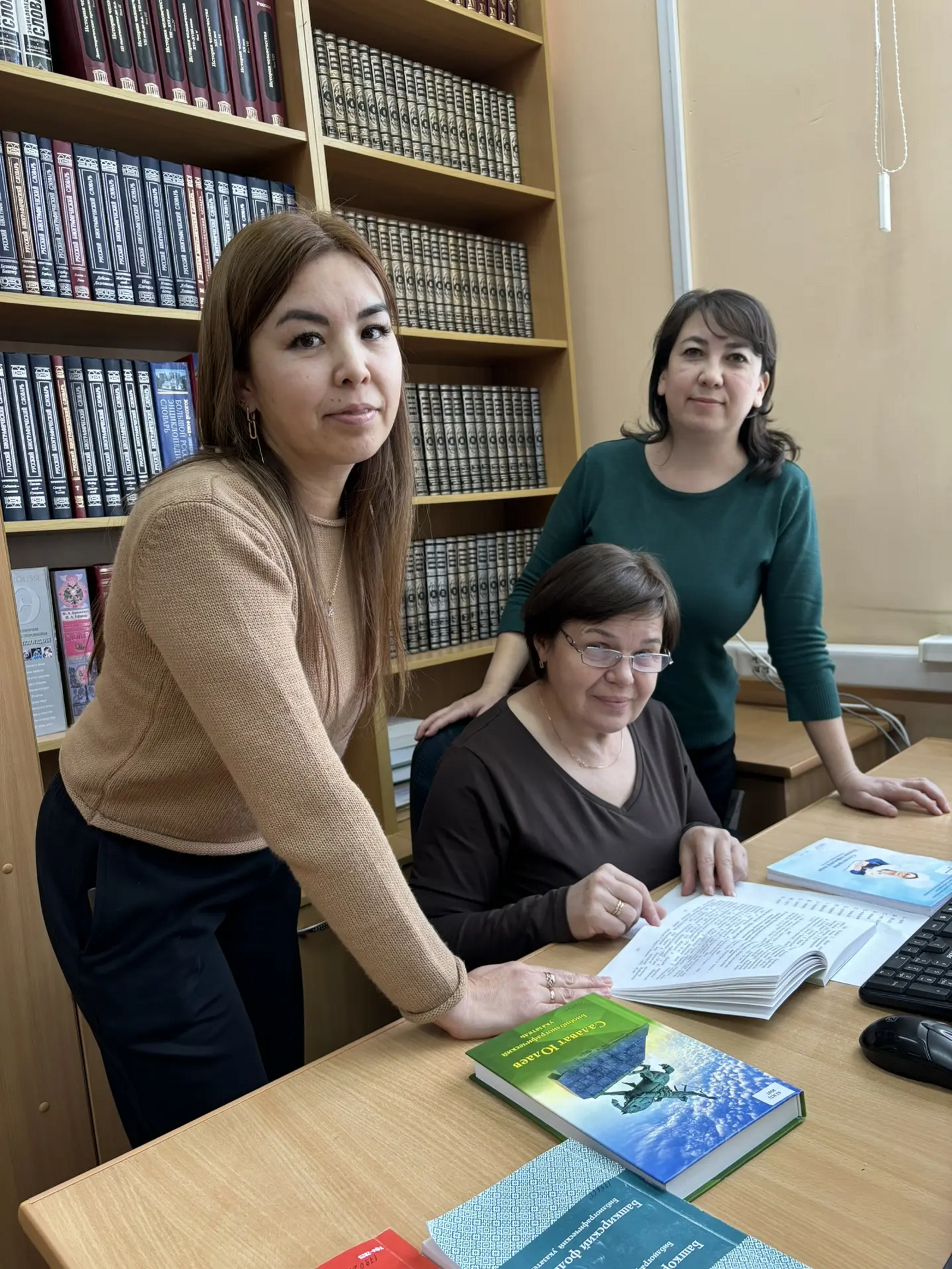 Кем ул библиограф?