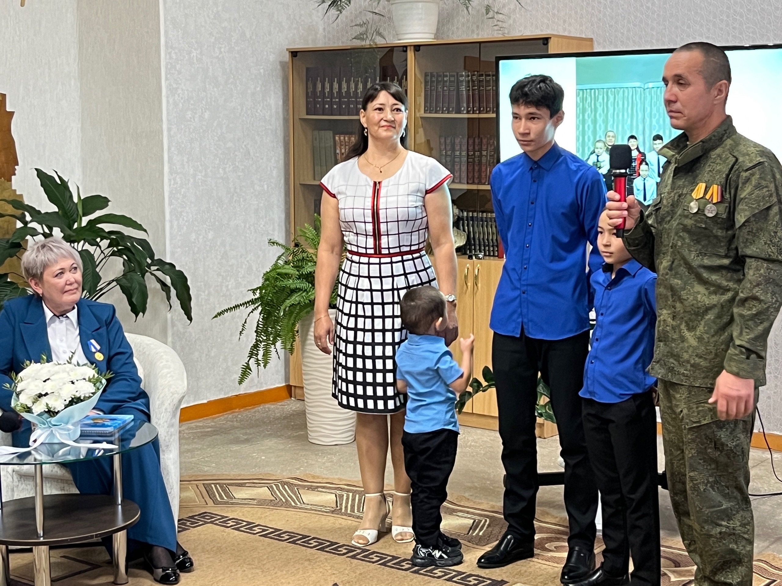 Зөһрә йондоҙ балҡышы