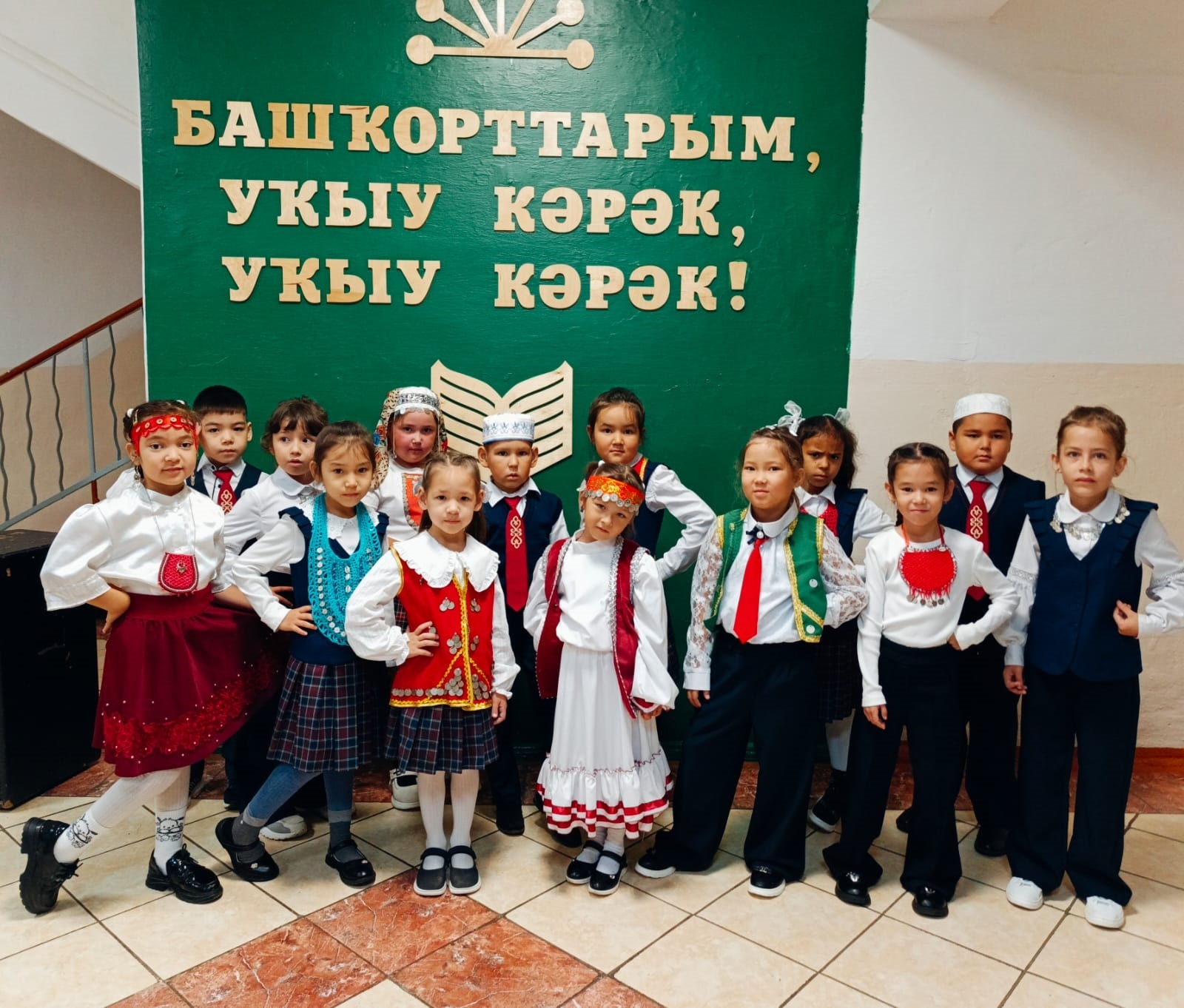 Көн һайын милли кейемдә килергә ризабыҙ