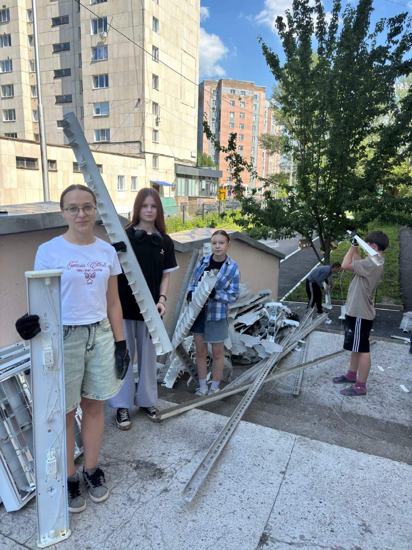 Һеҙҙең мәктәп әҙерме?