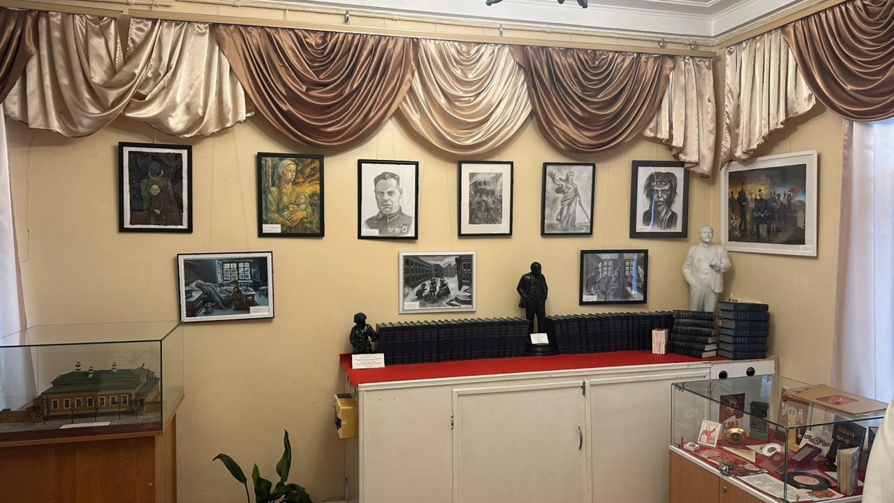 Һүрәттәрҙә - һуғыш шаңдауы