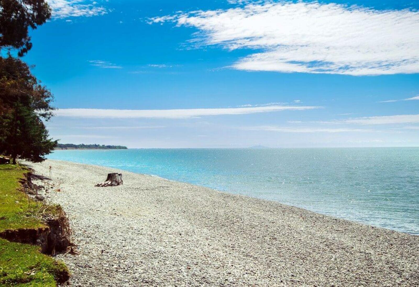 Абхазияға — тура рейс