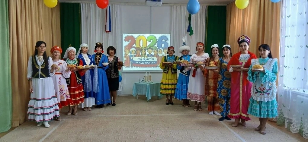 Өлгөлө Муллагилдиндар ғаиләһе