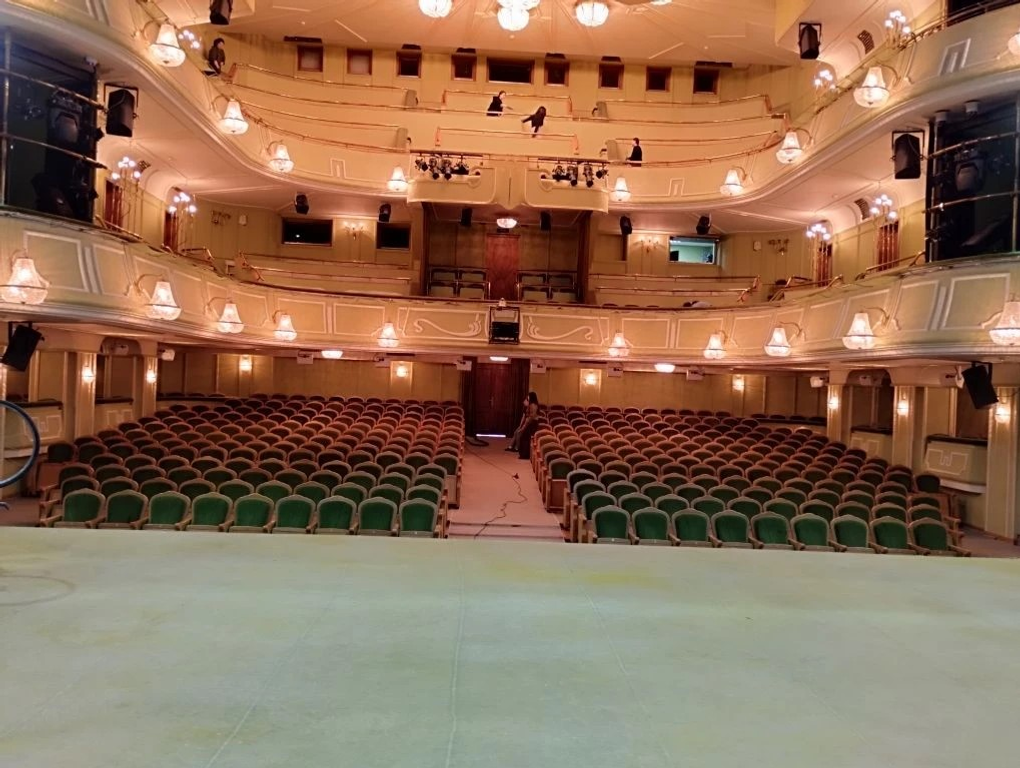 Урал Әминовтан - театр буйлап экскурсия