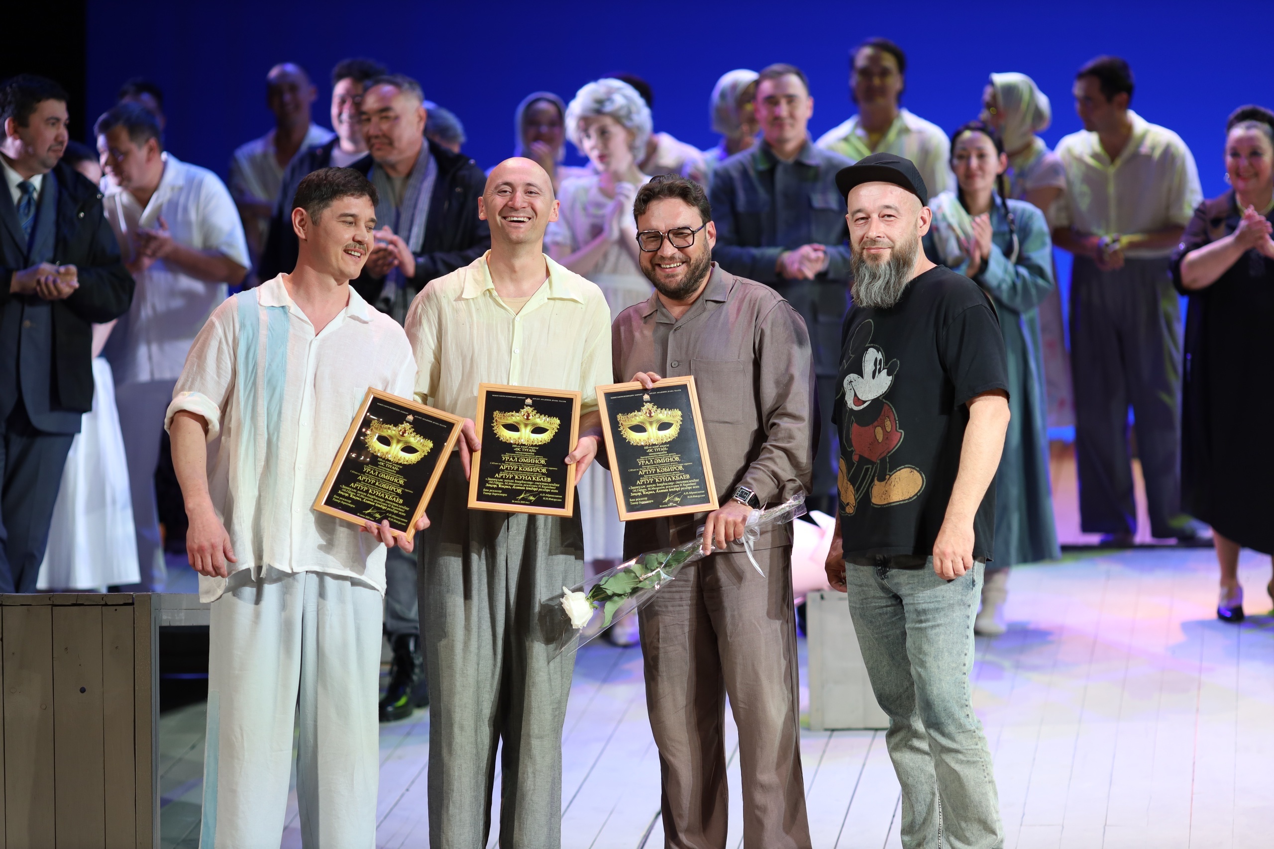 Иң яҡшы актёр - Алмаз Йосопов, ә иң яҡшы актриса...