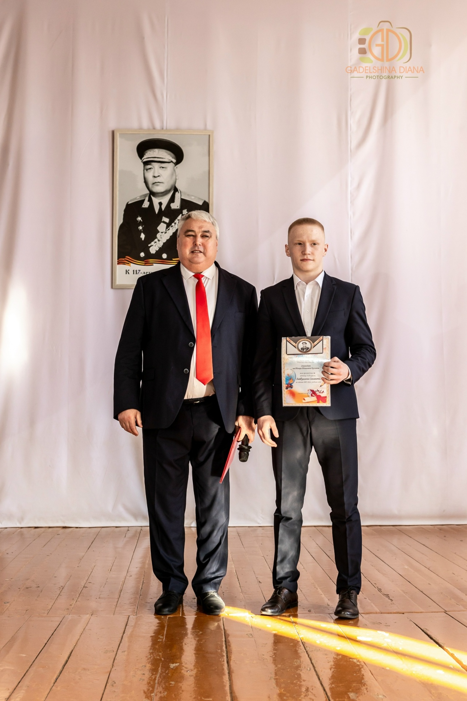 Иң-иңдәргә – матур бүләктәр