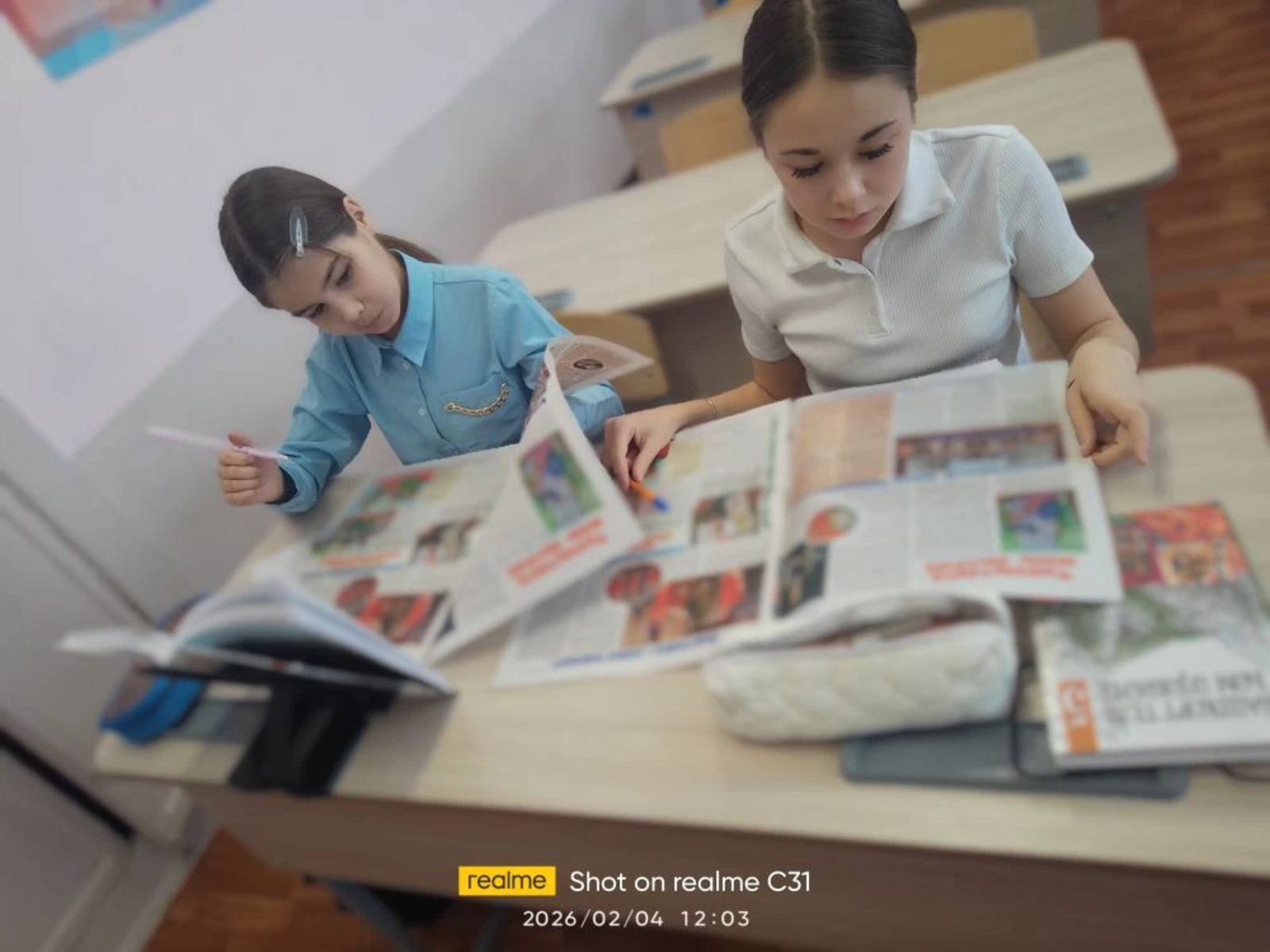 "Гәзитте дәрестә рәхәтләнеп ҡулланабыҙ"