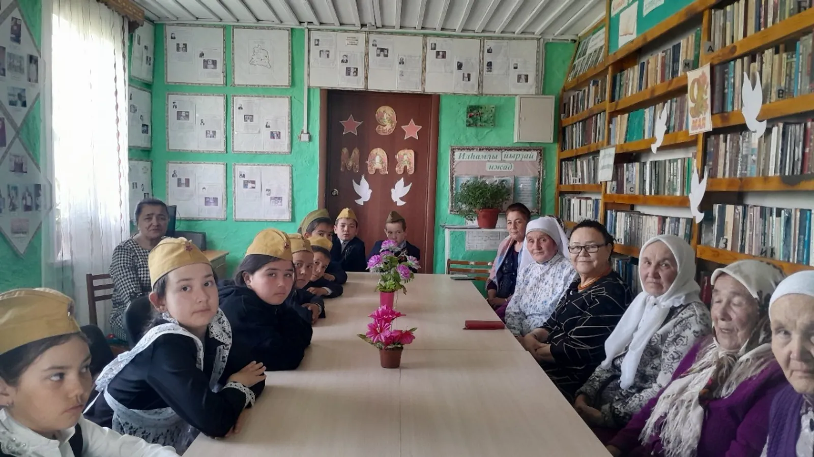 Буранбай ауылы китапханаһында фәһемле дәрес үтте