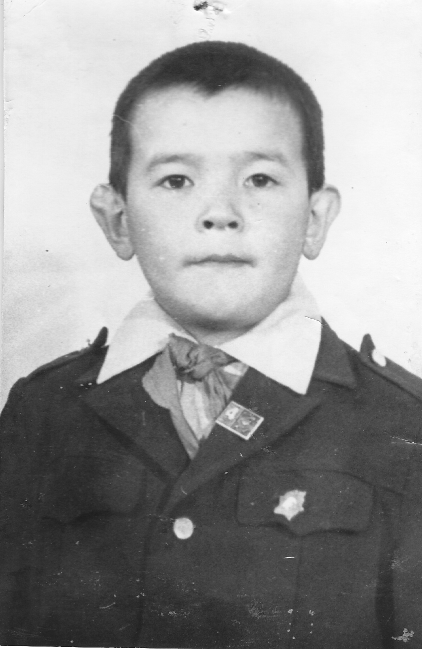 "Тәүге мәҡәләм "Башҡортостан пионеры"нда баҫылды"