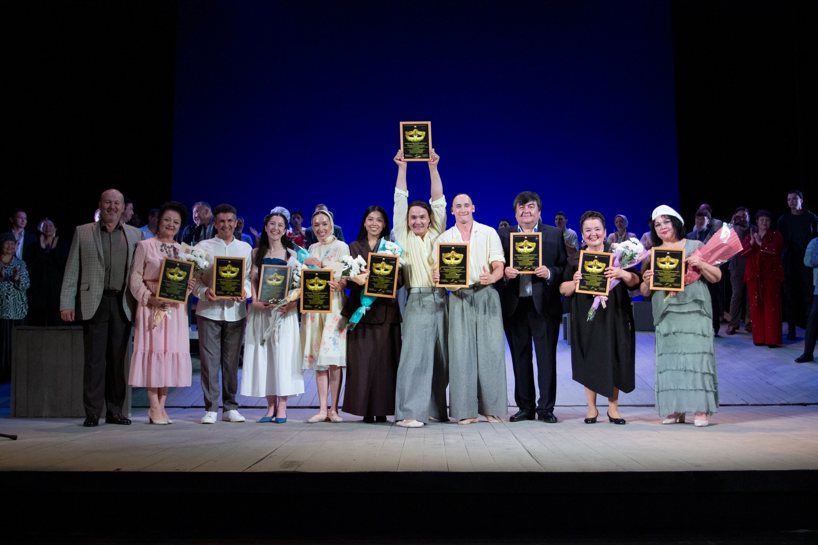 Иң яҡшы актёр - Алмаз Йосопов, ә иң яҡшы актриса...