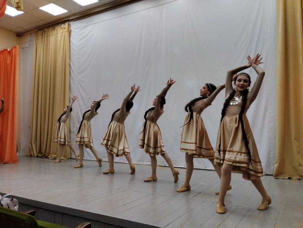 Ҡояш уҙған ерҙә нур ҡала...